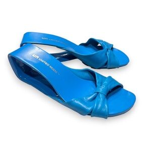 United Nude Mobius Bow Sandals – Bright Blue – Size 39